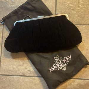 Mary Kay clutch